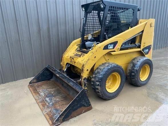 CAT 236B2 Skid steer loderler