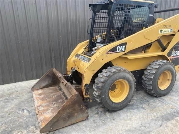 CAT 252B Skid steer loderler