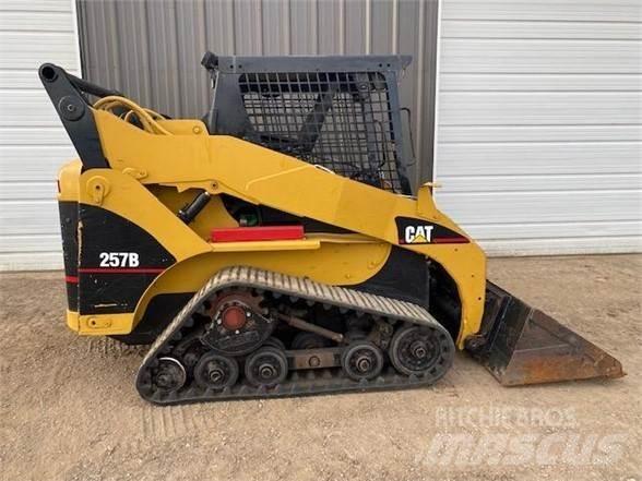 CAT 257B Skid steer loderler