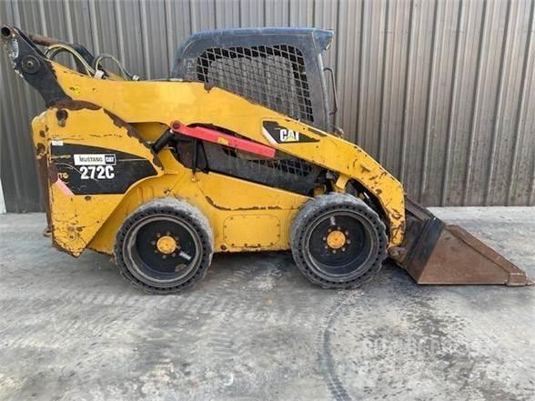CAT 272C Skid steer loderler