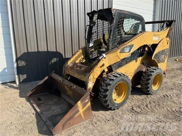 CAT 272C Skid steer loderler
