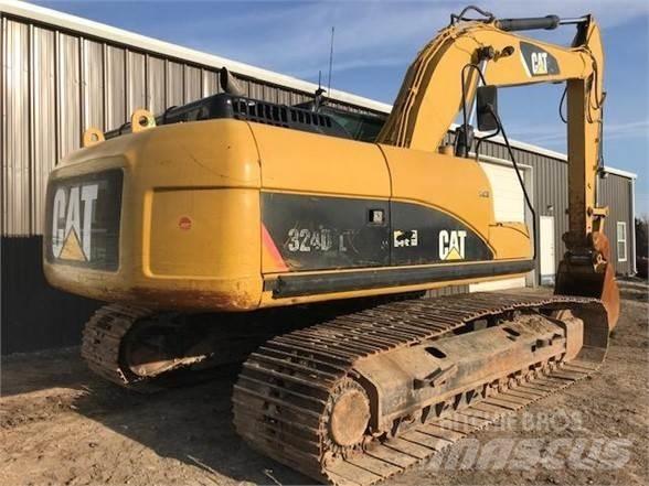 CAT 324DL Paletli ekskavatörler