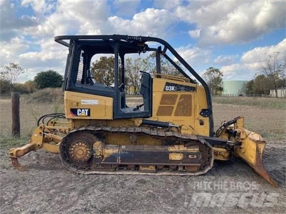 CAT D3K2 XL Paletli dozerler