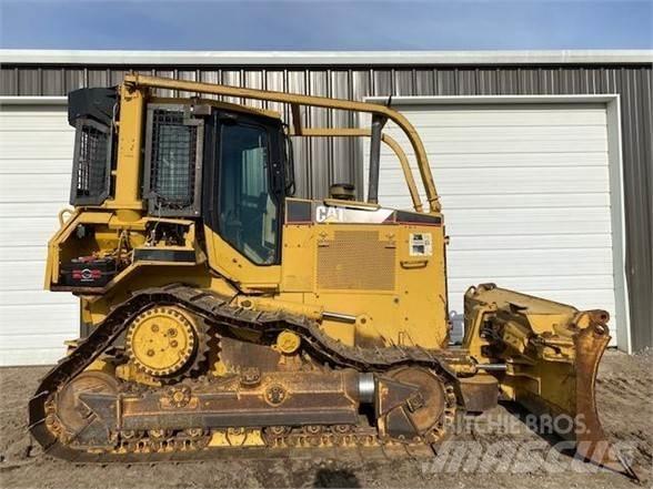 CAT D5M XL Paletli dozerler