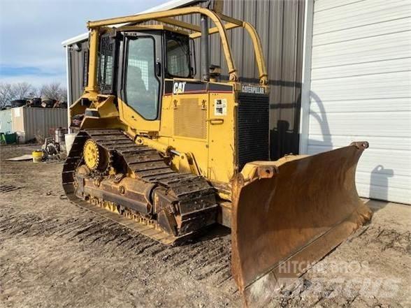 CAT D5M XL Paletli dozerler