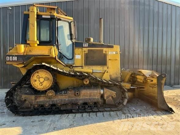 CAT D6M XL Paletli dozerler
