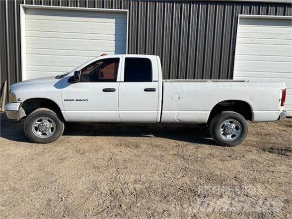 Dodge RAM 3500 Pikaplar