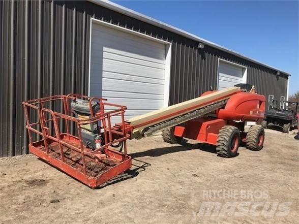 JLG 600S Teleskopik personel platformları
