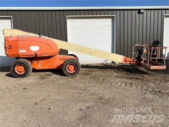 JLG 600S Teleskopik personel platformları