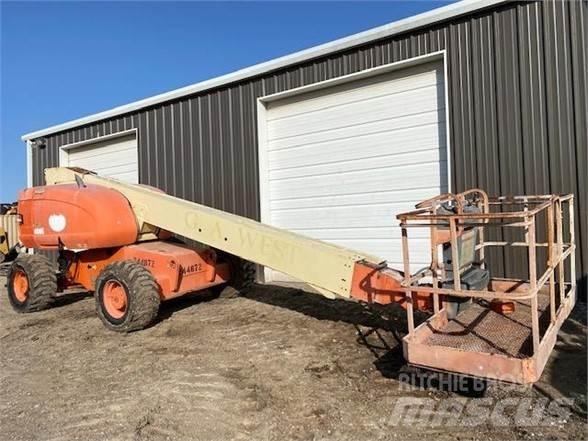 JLG 600S Teleskopik personel platformları