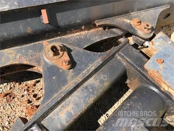 Kubota  Greyder biçaklari