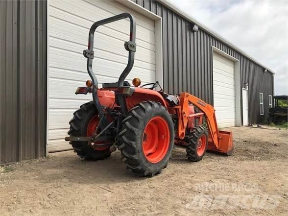 Kubota L3200 Traktörler