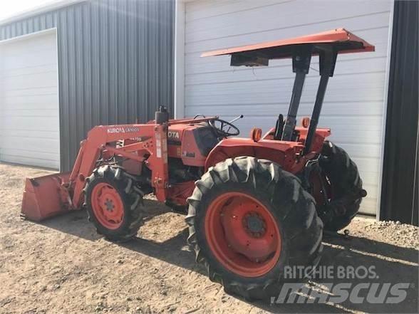 Kubota M4700 Traktörler