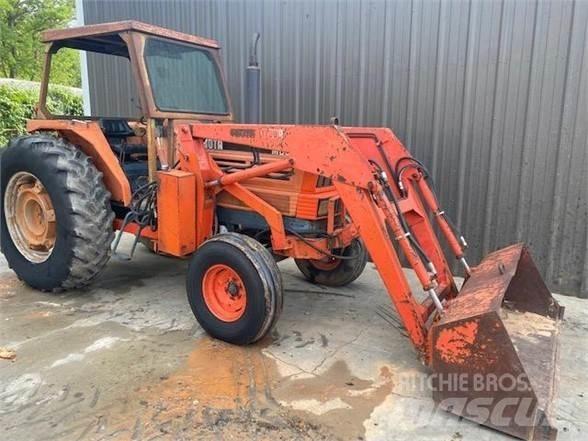 Kubota M8950 Traktörler