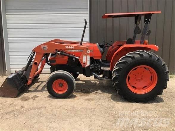 Kubota M9000 Traktörler