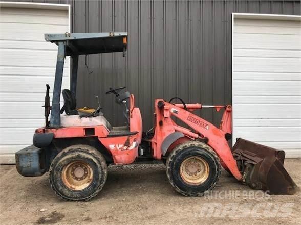 Kubota R420 Tekerlekli yükleyiciler