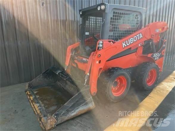 Kubota SSV65 Skid steer loderler