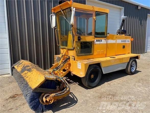 Rosco 4820 Cadde süpürücüler