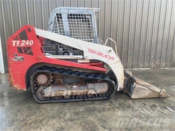 Takeuchi TL240 Skid steer loderler