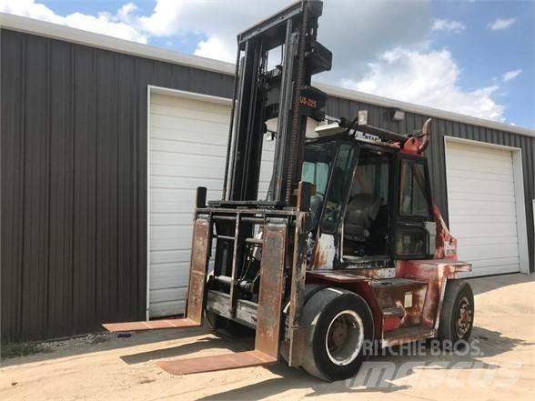USNR US225 Dizel forkliftler