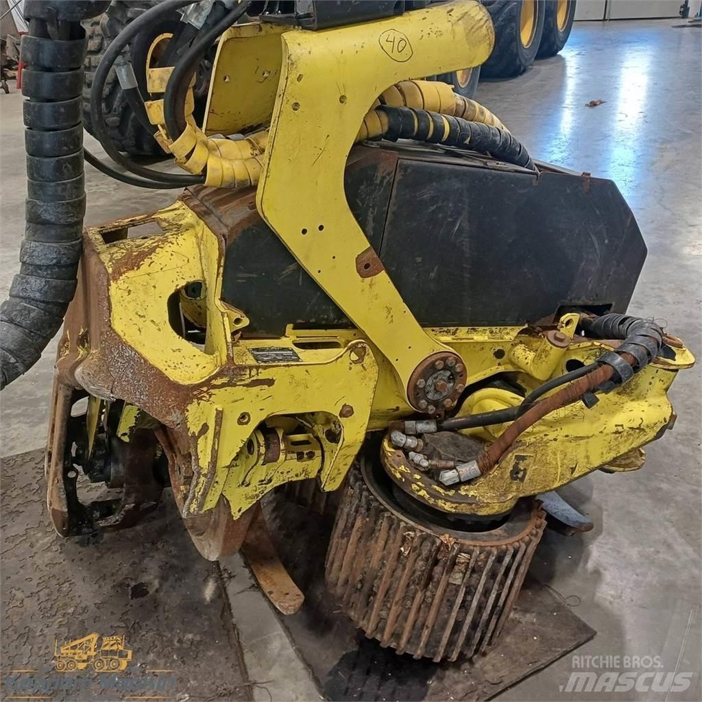 John Deere H270 Agaç kesme robotlari