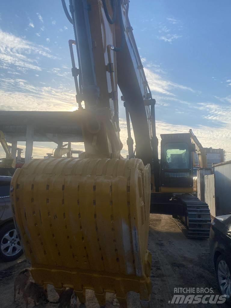 CAT 336 D Paletli ekskavatörler