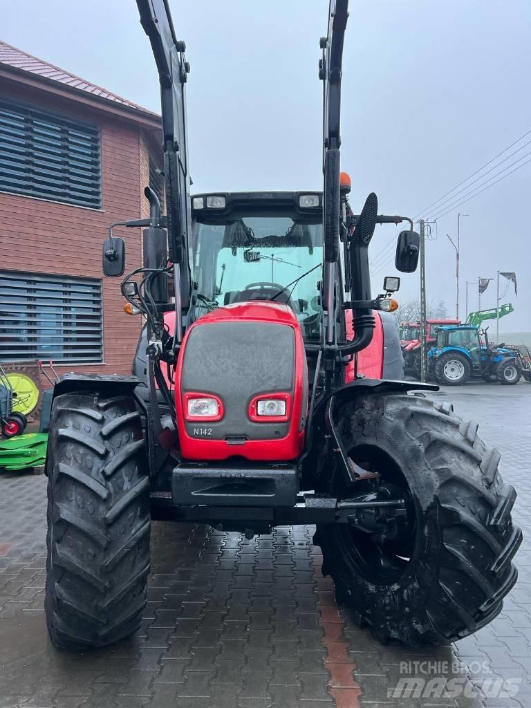 Valtra N 142 Traktörler