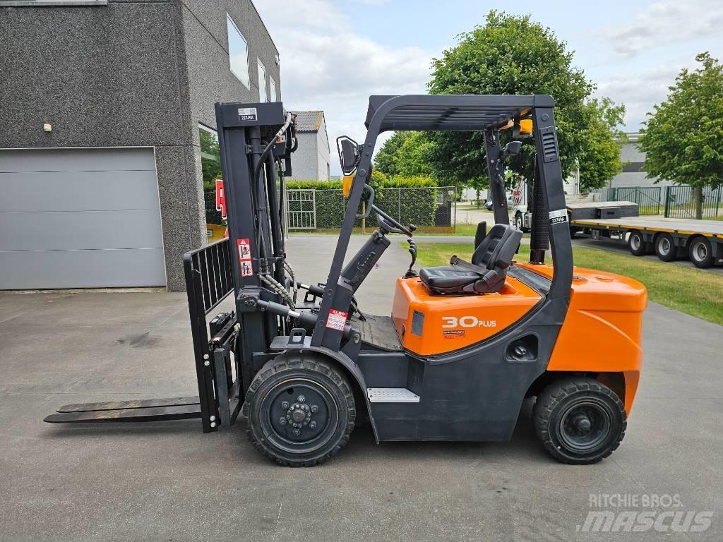 Doosan D 30 G Dizel forkliftler