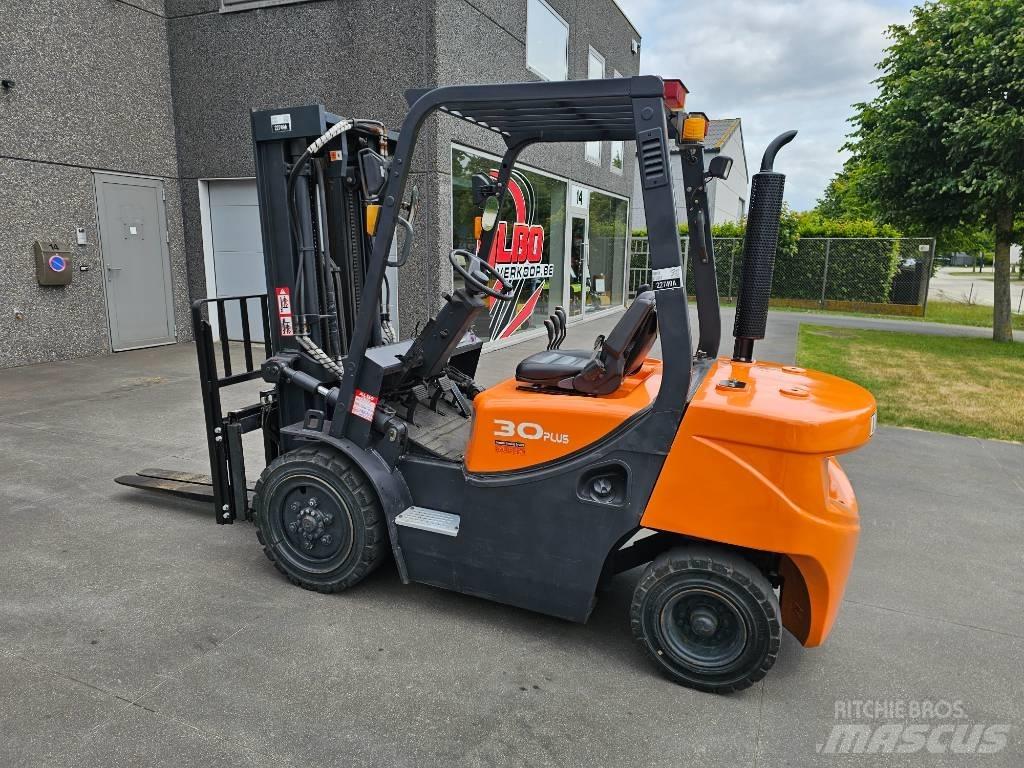 Doosan D 30 G Dizel forkliftler