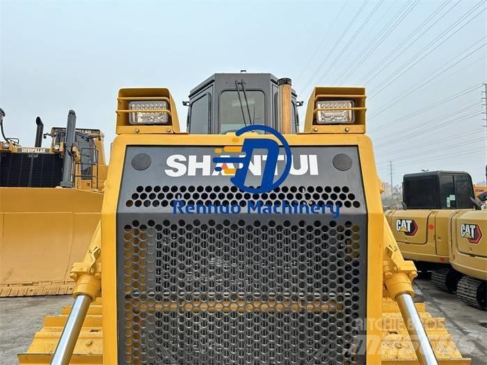 Shantui SD 16 Paletli dozerler