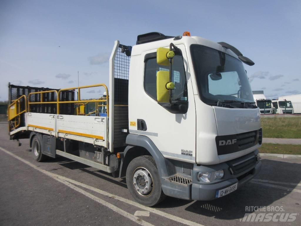 DAF 45.210 ATI Düz Platformlu Oto Çekiciler/vinçli kamyonlar