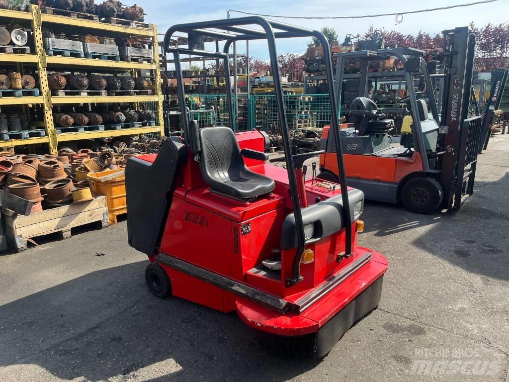 RCM MILLE    V-4075 Cadde süpürücüler