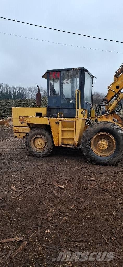 UN Forklift 45.2 Agaç kesme siyirma makinalari