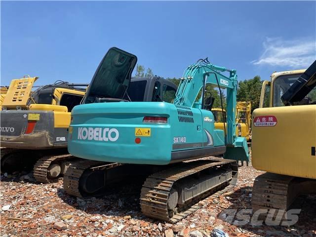 Kobelco SK 140 Paletli ekskavatörler