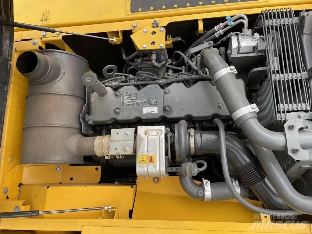 Komatsu PC240-8 Paletli ekskavatörler
