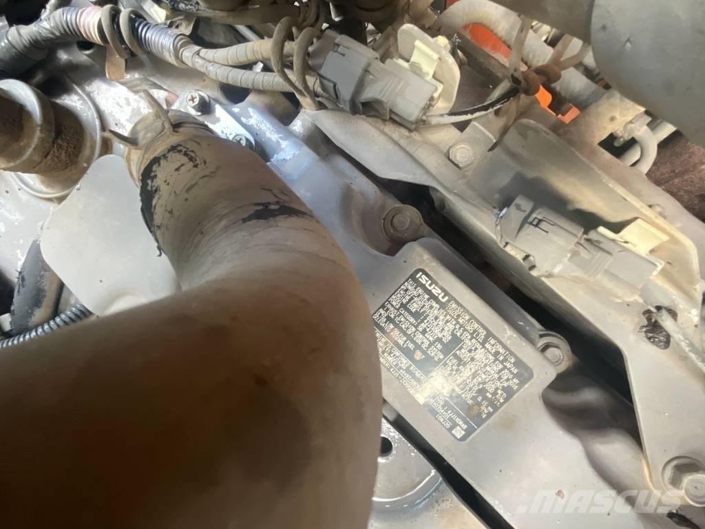 Hitachi ZX 135 US-6 Paletli ekskavatörler
