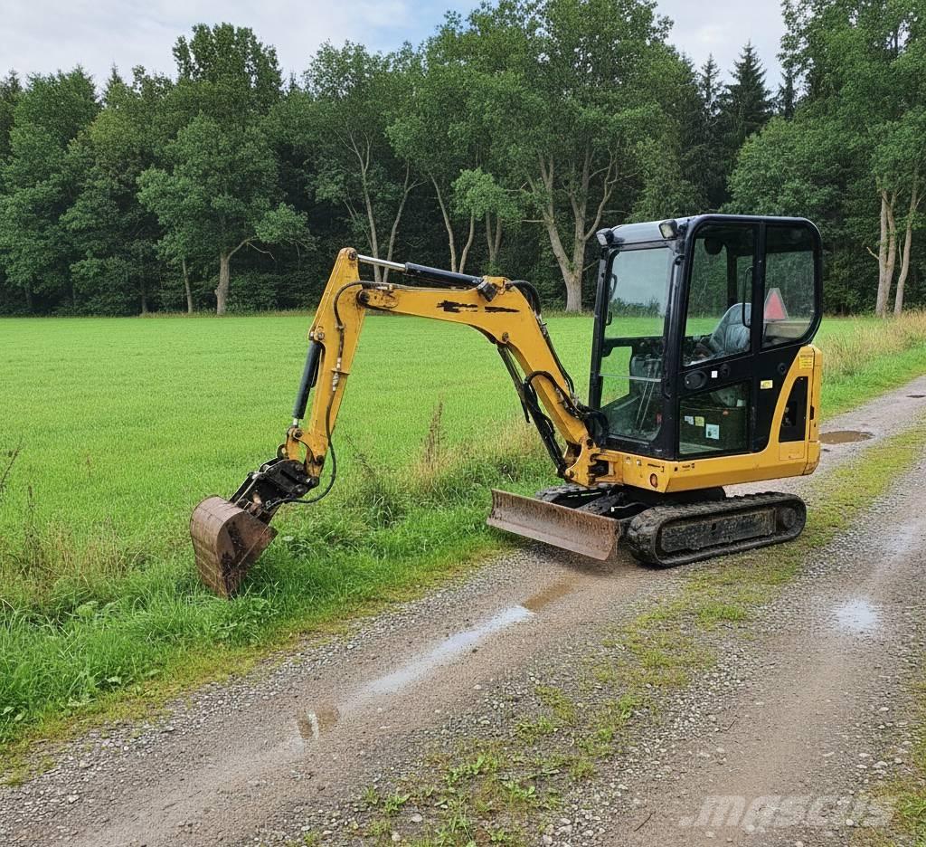CAT 301.8 C Mini ekskavatörler, 7 tona dek