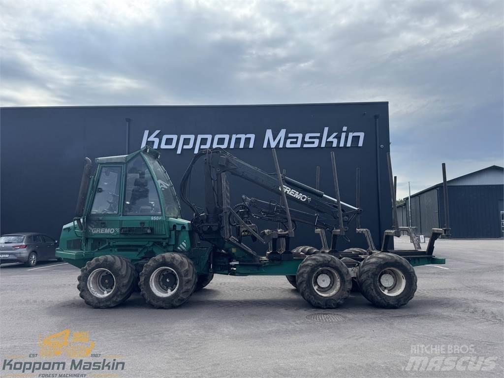 Gremo 950F Tomruk yükleyici traktörler
