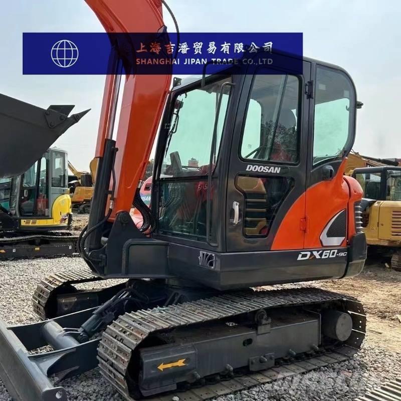 Doosan DX 60-9C Mini ekskavatörler, 7 tona dek
