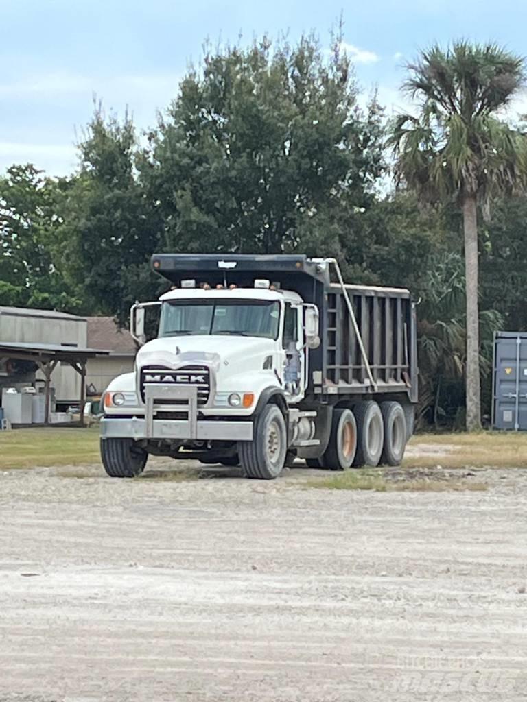 Mack Granite Damperli kamyonlar