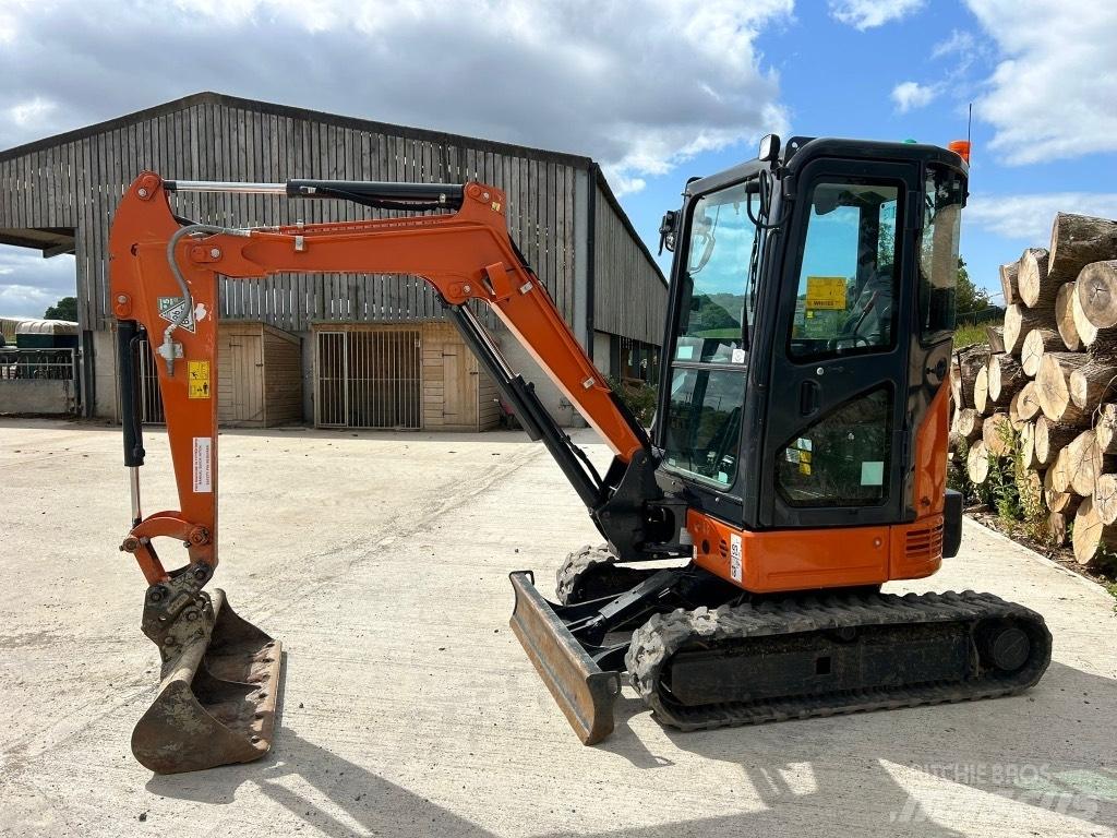Hitachi ZX 26 U-6 Mini ekskavatörler, 7 tona dek