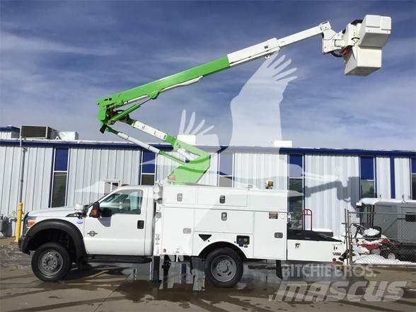 Altec AT40G Araç üstü platformlar