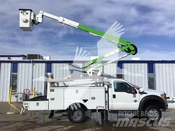 Altec AT40G Araç üstü platformlar