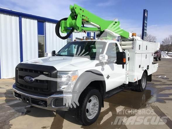 Altec AT40G Araç üstü platformlar