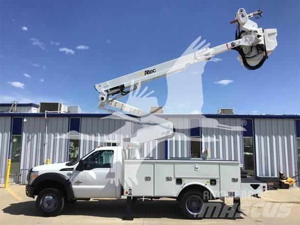 Altec AT40M Araç üstü platformlar
