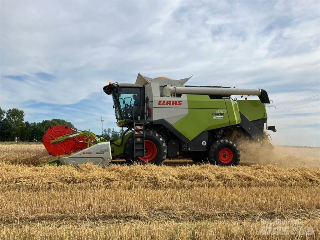 CLAAS Evion 430 Biçerdöverler