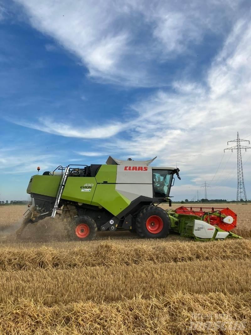 CLAAS Evion 430 Biçerdöverler