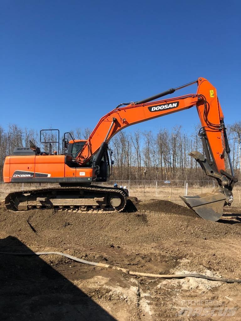 Develon DX225LC-5 Paletli ekskavatörler