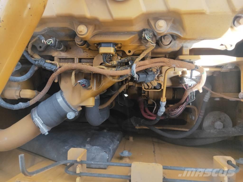 CAT 340D Paletli ekskavatörler