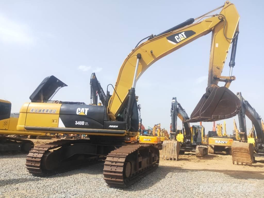 CAT 340D Paletli ekskavatörler